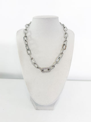Ava Necklace by Chansutt Pearls
