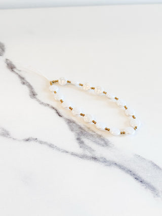 Pearl Phone Chain by Chansutt Pearls