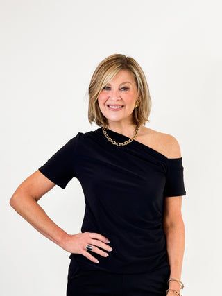 Angle & Ease Top by Clara Sunwoo