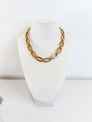 Gianna Necklace by Chansutt Pearls
