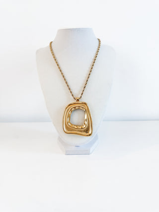 Taylor Necklace by Chansutt Pearls