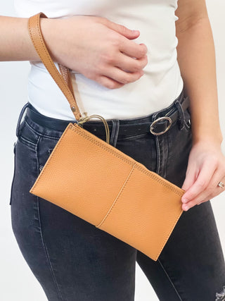 Vida Large Pouch in Biscuit by HOBO