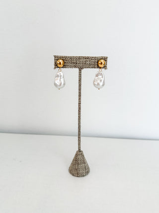 Pearl Drop Earrings by Chansutt Pearls
