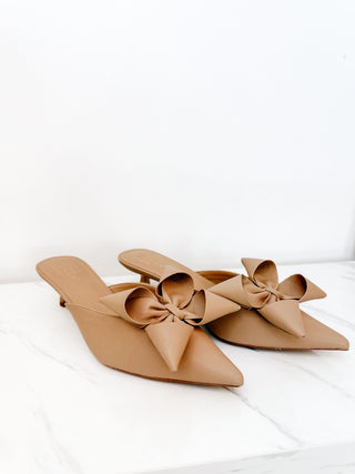 Bow Nice to Meet You Heel