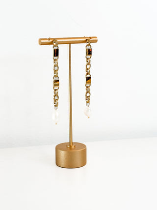 Charlotte Earring by Chansutt Pearls