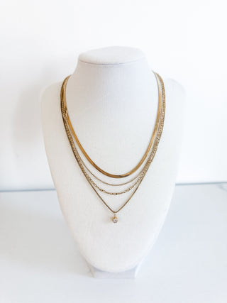 Miley Necklace by Chansutt Pearls