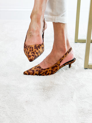 Purr-Fectly Styled Pump