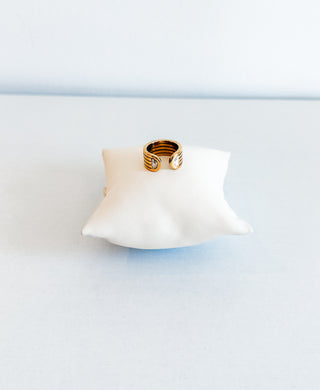 Paige Ring by Chansutt Pearls