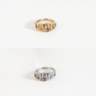 Hazel Ring by Chansutt Pearls