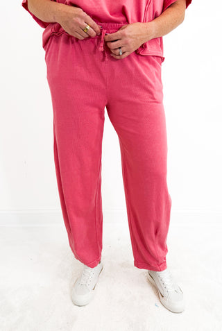 Don't Rush Me Pant in Strawberry