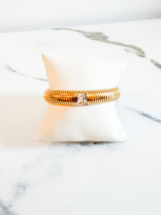 Mack Bracelet by Chansutt Pearls